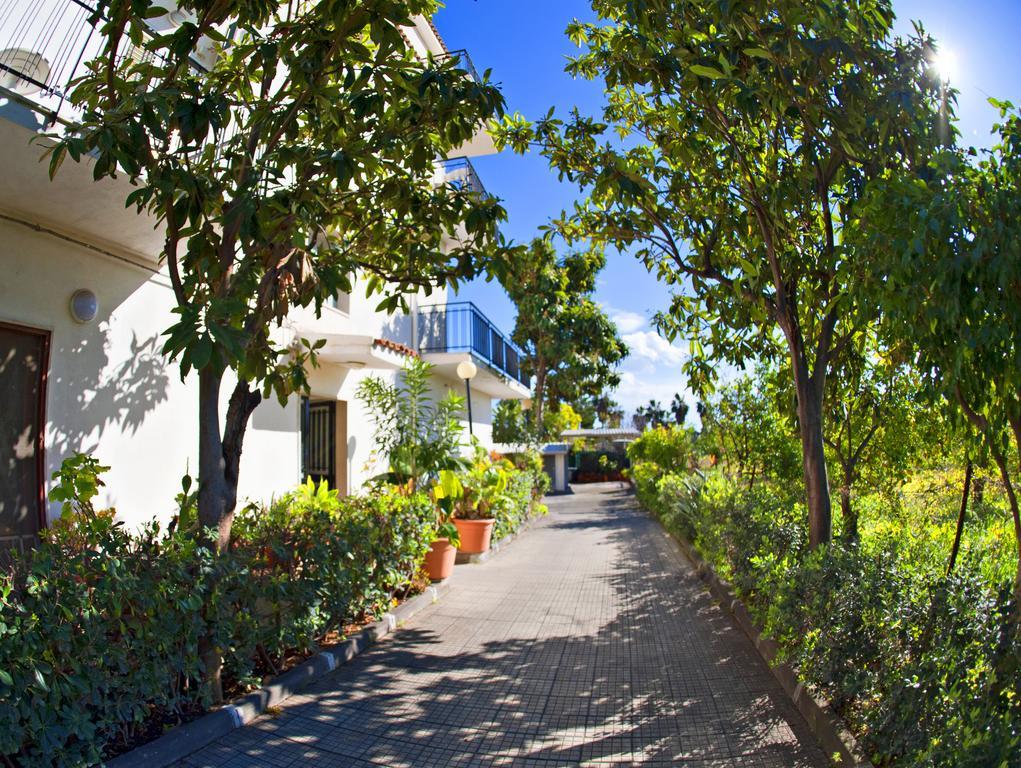 Villa Santantonio Giardini-Naxos Kültér fotó