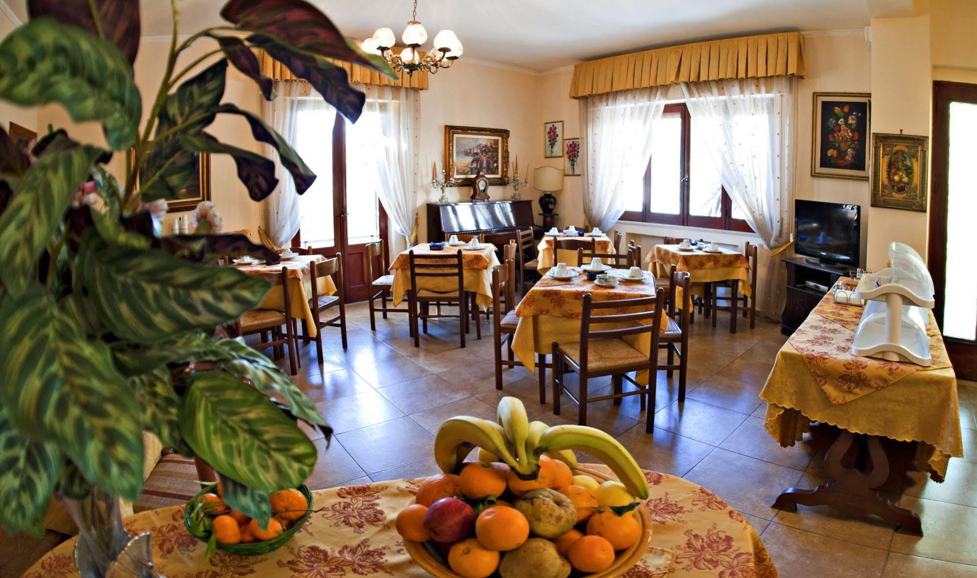 Villa Santantonio Giardini-Naxos Kültér fotó